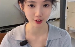 美女脱精光让男生桶莫扎下面